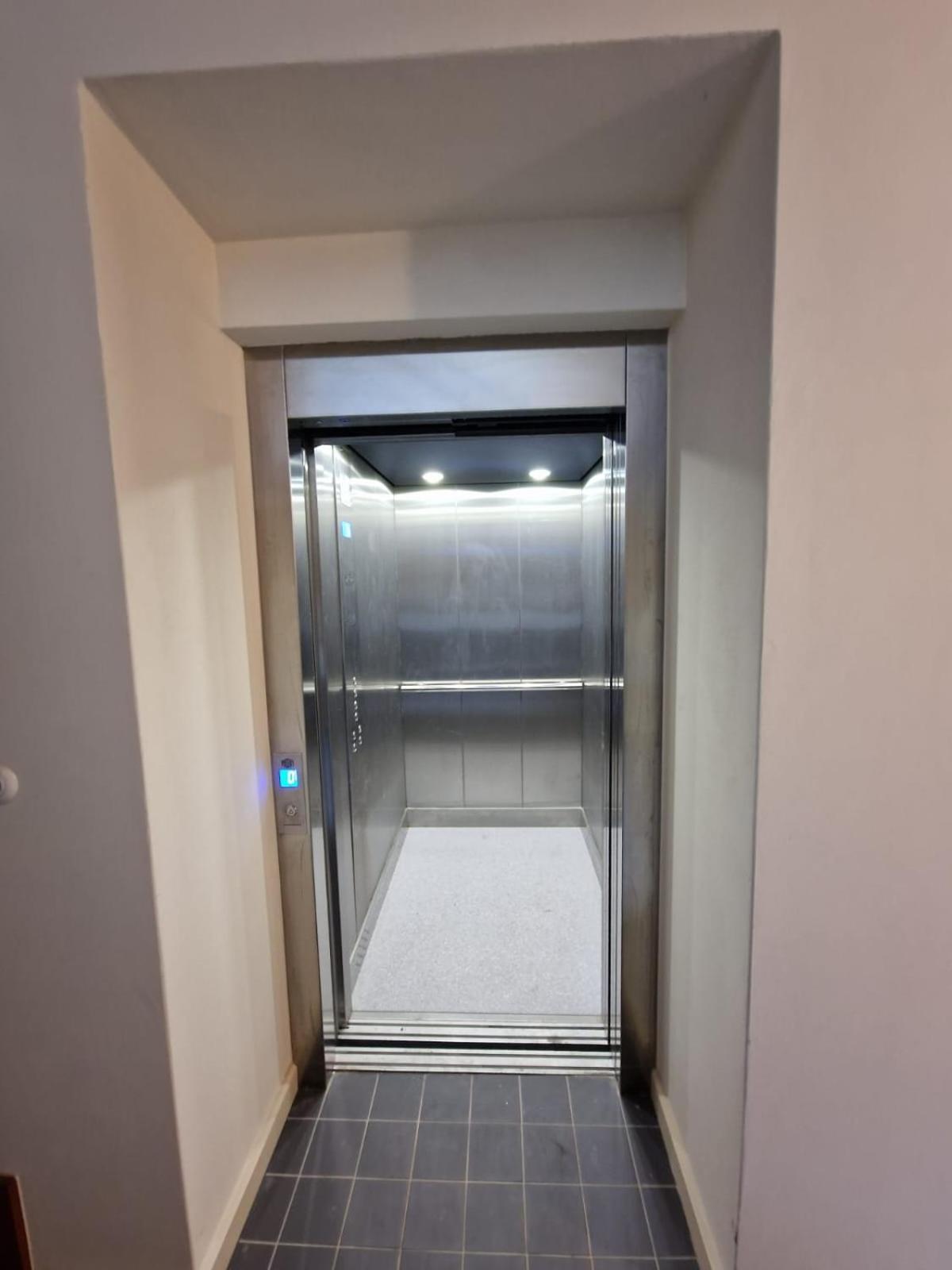 Apartamenty Sebastiana 克拉科夫 外观 照片